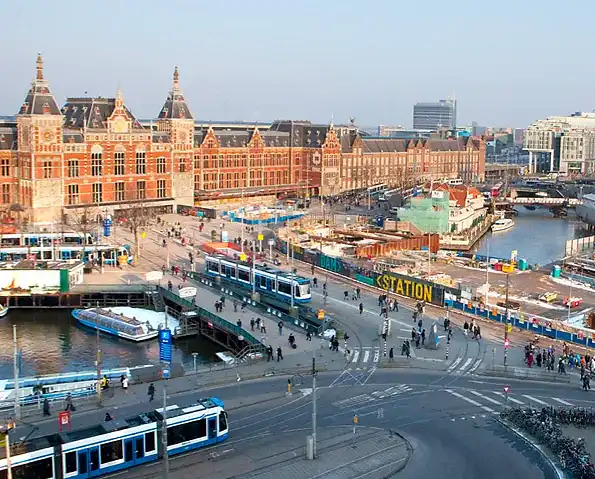 Rijschool Amsterdam - Professionele automaat- en schakelrijlessen van RAZ Rijschool